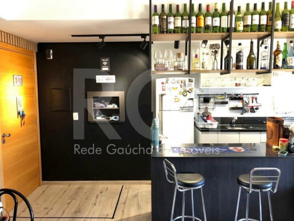 Imagem Apartamento com 2 Quartos à Venda, 87 m² em Centro Histórico - Porto Alegre Imagem Apartamento com 2 Quartos à Venda, 87 m² em Centro Histórico - Porto Alegre