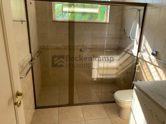 Imagem Casa com 3 Quartos à Venda, em Jardim Amália - Volta Redonda Imagem Casa com 3 Quartos à Venda, em Jardim Amália - Volta Redonda
