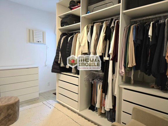 Imagem Apartamento com 3 Quartos à Venda, 93 m² em Centro - Florianópolis Imagem Apartamento com 3 Quartos à Venda, 93 m² em Centro - Florianópolis