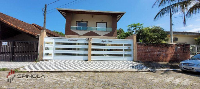 Sobrado com 2 Quartos à Venda, 51 m² em Maracanã - Praia Grande