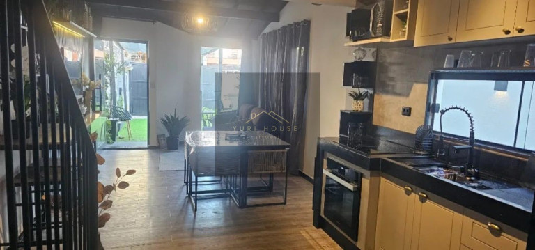 Imagem Casa com 4 Quartos à Venda, 100 m² em Itaguá - Ubatuba
