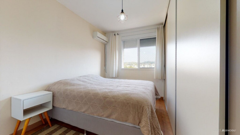 Imagem Imóvel com 2 Quartos à Venda, 56 m² em Cavalhada - Porto Alegre