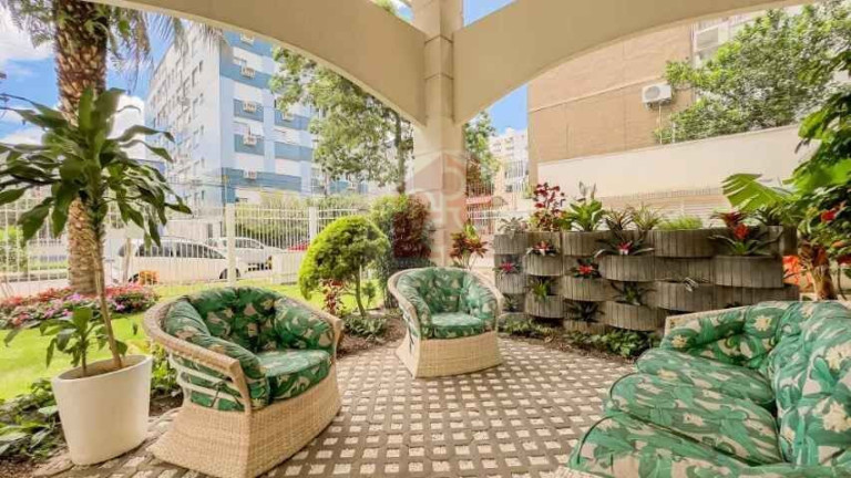 Imagem Apartamento com 2 Quartos à Venda, 72 m² em Menino Deus - Porto Alegre Imagem Apartamento com 2 Quartos à Venda, 72 m² em Menino Deus - Porto Alegre