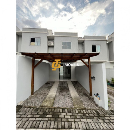 Casa com 2 Quartos à Venda, 50 m² em Espinheiros - Itajaí