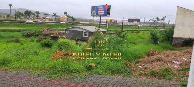 Imagem Terreno à Venda, 300 m² em Balneário Piçarras
