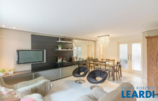 Imagem Casa de Condomínio com 4 Quartos à Venda, 255 m² em Vila Floresta - Santo André Imagem Casa de Condomínio com 4 Quartos à Venda, 255 m² em Vila Floresta - Santo André