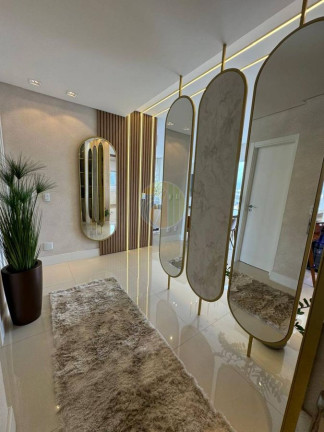 Imagem Apartamento com 3 Quartos à Venda, 123 m² em Centro - Balneário Camboriú Imagem Apartamento com 3 Quartos à Venda, 123 m² em Centro - Balneário Camboriú