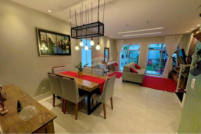 Imagem Casa de Condomínio com 3 Quartos à Venda, 162 m² em Recreio Dos Bandeirantes - Rio De Janeiro Imagem Casa de Condomínio com 3 Quartos à Venda, 162 m² em Recreio Dos Bandeirantes - Rio De Janeiro