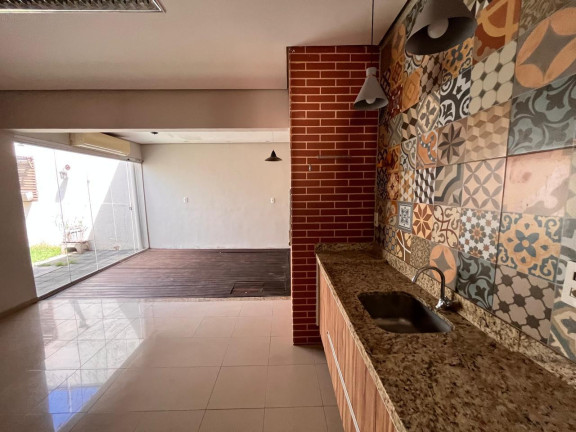 Imagem Casa com 3 Quartos à Venda, 140 m² em Ribeirão Do Lipa - Cuiabá