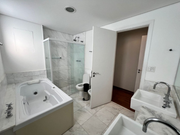 Imagem Apartamento com 2 Quartos para Alugar, 134 m² em Vila Nova Conceição - São Paulo Imagem Apartamento com 2 Quartos para Alugar, 134 m² em Vila Nova Conceição - São Paulo