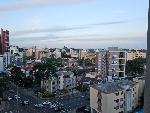 Imagem Casa à Venda, 26 m² em Alto Da Glória - Curitiba Imagem Casa à Venda, 26 m² em Alto Da Glória - Curitiba