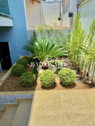 Imagem Casa com 3 Quartos à Venda, 200 m² em Centro - Extrema Imagem Casa com 3 Quartos à Venda, 200 m² em Centro - Extrema