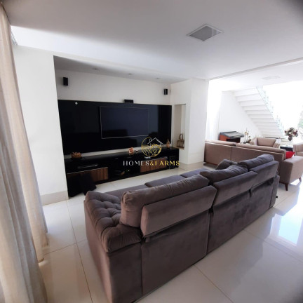 Imagem Casa com 5 Quartos para Alugar, em Jardins Valência - Goiânia Imagem Casa com 5 Quartos para Alugar, em Jardins Valência - Goiânia