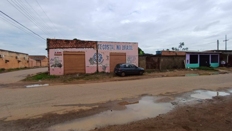 Imóvel Comercial à Venda, 250 m² em Socialista - Porto Velho
