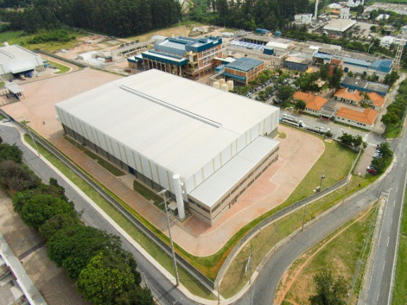 Galpão à Venda ou Temporada, 27.000 m² em Distrito Industrial - Jundiai