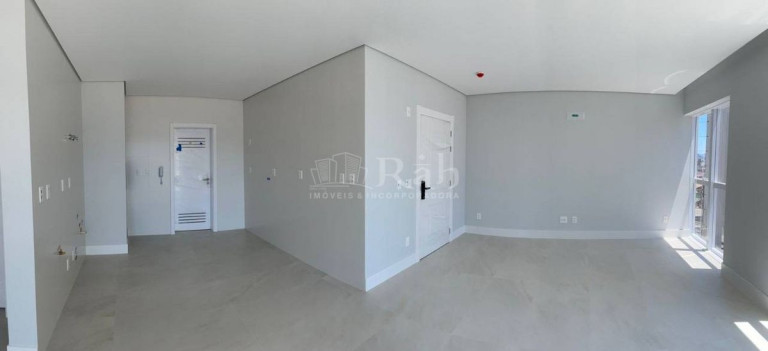 Imagem Apartamento com 4 Quartos à Venda, 132 m² em Centro - Balneário Camboriú Imagem Apartamento com 4 Quartos à Venda, 132 m² em Centro - Balneário Camboriú