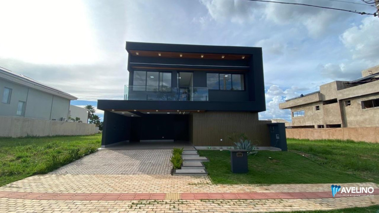 Sobrado com 5 Quartos à Venda, 256 m² em Residencial Alphaville Iii - Campo Grande