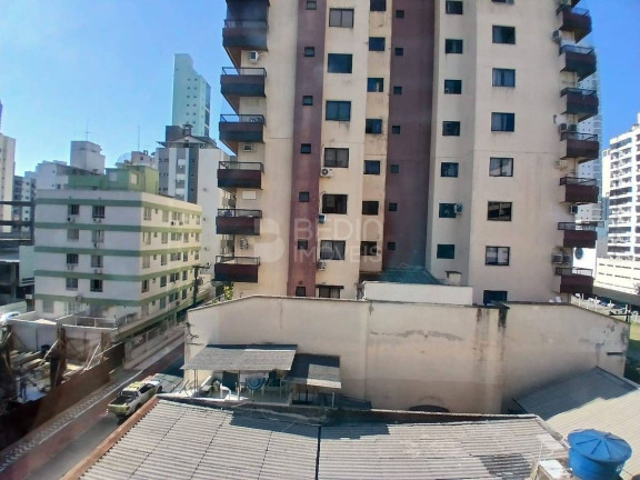 Imagem Apartamento com 1 Quarto para Alugar, 40 m² em Centro - Balneário Camboriú