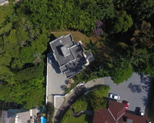 Imagem Casa com 3 Quartos à Venda, 1.198 m² em Primeiro De Maio - Brusque Imagem Casa com 3 Quartos à Venda, 1.198 m² em Primeiro De Maio - Brusque