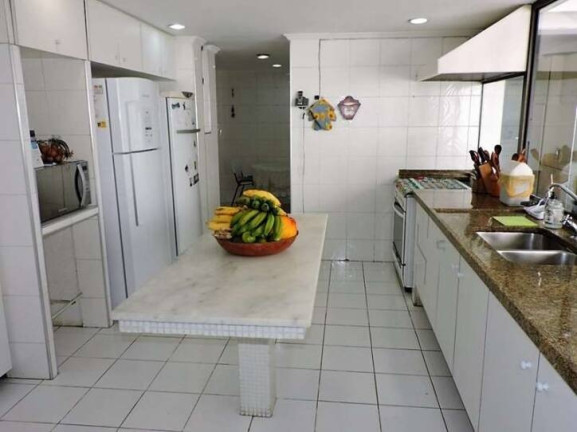 Imagem Casa de Condomínio com 5 Quartos à Venda,  em Chácara De La Rocca - Carapicuíba