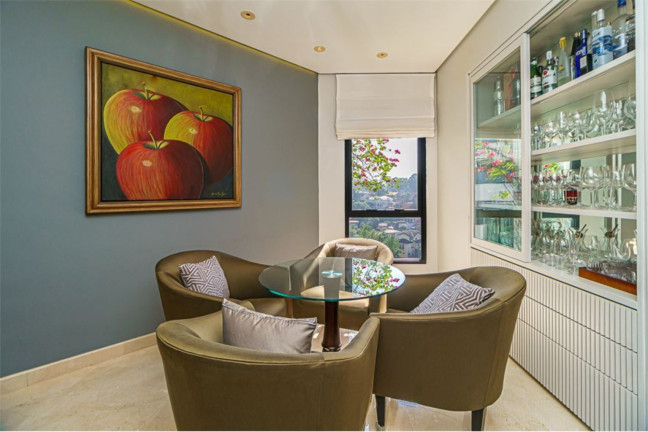 Imagem Apartamento com 3 Quartos à Venda, 257 m² em Jardim Vitória Régia - São Paulo