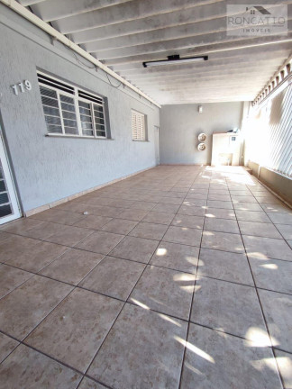 Imagem Casa com 3 Quartos à Venda, 300 m² Imagem Casa com 3 Quartos à Venda, 300 m²