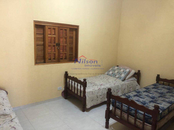 Imagem Casa de Condomínio com 3 Quartos à Venda, em Guararema Imagem Casa de Condomínio com 3 Quartos à Venda, em Guararema