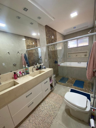 Imagem Casa de Condomínio com 3 Quartos à Venda, 395 m² em Jardins Lisboa - Goiânia