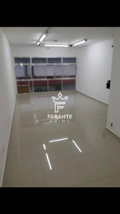 Sala Comercial à Venda, 42 m² em Gonzaga - Santos