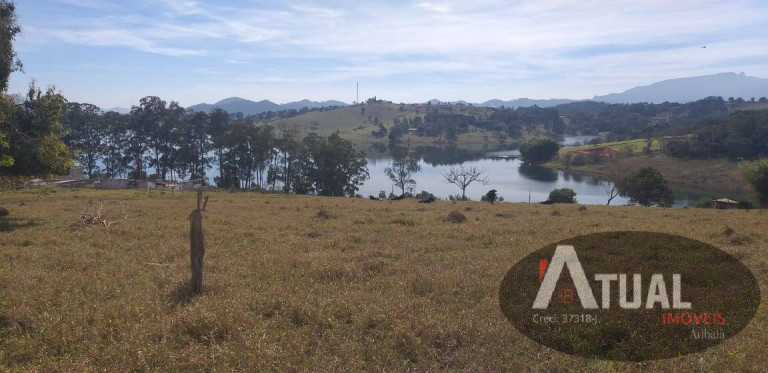 Imagem Chácara com 6 Quartos à Venda, 600 m² em Pinhal - Piracaia Imagem Chácara com 6 Quartos à Venda, 600 m² em Pinhal - Piracaia