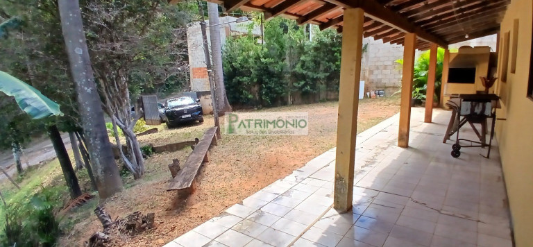 Imagem Imóvel com 2 Quartos à Venda, 120 m² em Centro - Pedreira Imagem Imóvel com 2 Quartos à Venda, 120 m² em Centro - Pedreira