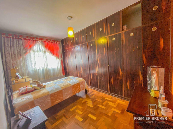 Imagem Apartamento com 4 Quartos à Venda, 123 m² em São Pedro - Teresópolis Imagem Apartamento com 4 Quartos à Venda, 123 m² em São Pedro - Teresópolis
