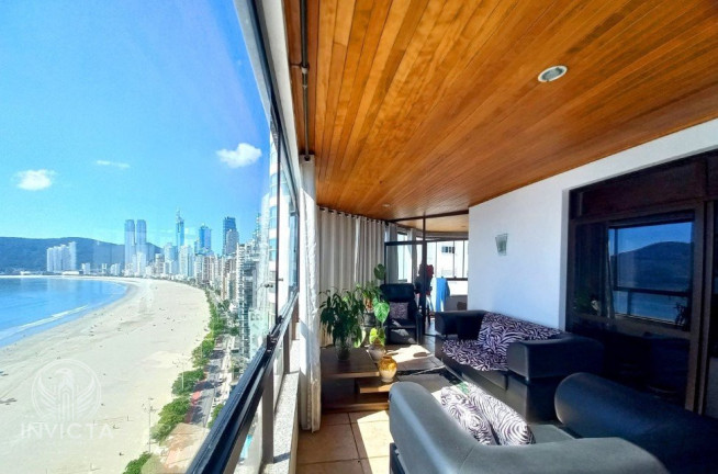 Imagem Apartamento com 6 Quartos à Venda, 650 m² em Centro - Balneário Camboriú Imagem Apartamento com 6 Quartos à Venda, 650 m² em Centro - Balneário Camboriú