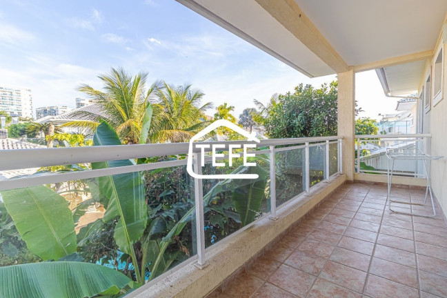 Imagem Casa com 5 Quartos à Venda, 566 m² em Barra Da Tijuca - Rio De Janeiro Imagem Casa com 5 Quartos à Venda, 566 m² em Barra Da Tijuca - Rio De Janeiro