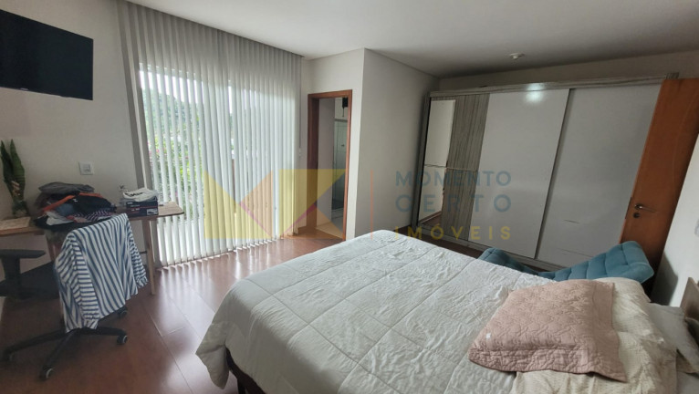 Imagem Casa com 5 Quartos à Venda, 369 m² em Testo Salto - Blumenau Imagem Casa com 5 Quartos à Venda, 369 m² em Testo Salto - Blumenau