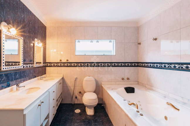 Imagem Casa com 5 Quartos à Venda, 400 m² em Alphaville - Santana De Parnaíba Imagem Casa com 5 Quartos à Venda, 400 m² em Alphaville - Santana De Parnaíba