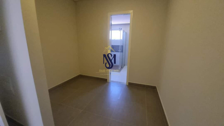 Imagem Casa com 5 Quartos à Venda, em Costa Azul - Rio Das Ostras Imagem Casa com 5 Quartos à Venda, em Costa Azul - Rio Das Ostras