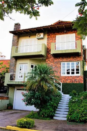 Casa com 4 Quartos à Venda, 298 m² em Espírito Santo - Porto Alegre