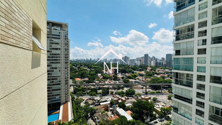 Imagem Apartamento com 3 Quartos à Venda, 233 m² em Campo Belo - São Paulo