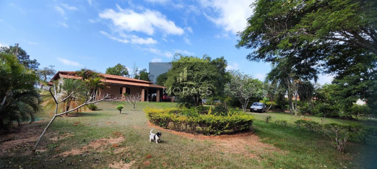 Imóvel com 3 Quartos à Venda, 237 m² em Park Residencial Convívio - Botucatu