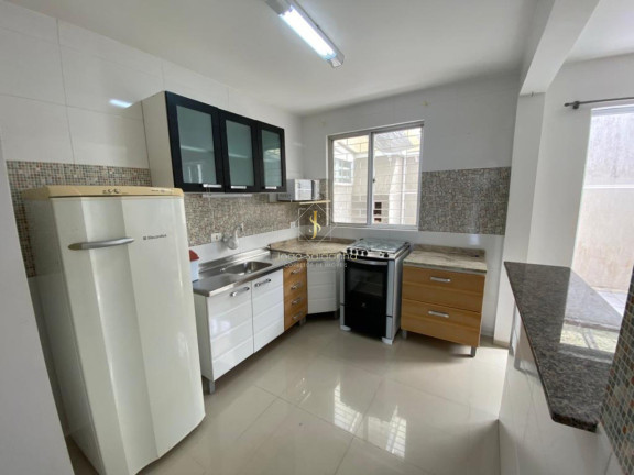 Imagem Casa com 3 Quartos à Venda, 83 m² em Centro - Guaratuba