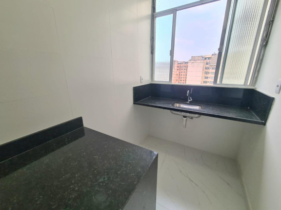 Imagem Apartamento com 1 Quarto à Venda,  em Catete - Rio De Janeiro