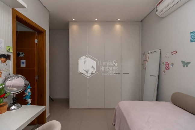 Imagem Casa com 3 Quartos à Venda, 183 m² em Parque São Domingos - São Paulo