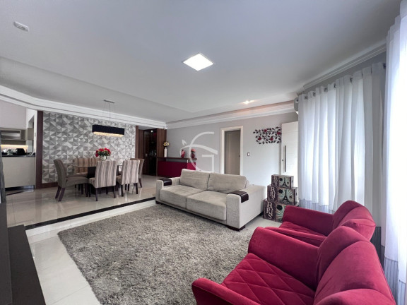 Imagem Casa com 3 Quartos à Venda, em Floresta - Joinville Imagem Casa com 3 Quartos à Venda, em Floresta - Joinville