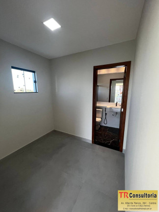 Imagem Casa com 3 Quartos à Venda, 167 m² em Campos Dos Goytacazes Imagem Casa com 3 Quartos à Venda, 167 m² em Campos Dos Goytacazes