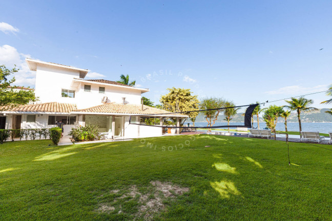 Imagem Casa com 5 Quartos à Venda, 2 m² em Mangaratiba - Mangaratiba Imagem Casa com 5 Quartos à Venda, 2 m² em Mangaratiba - Mangaratiba