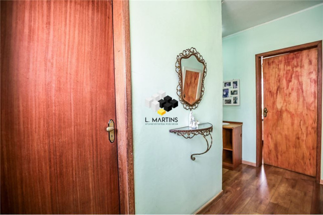 Imagem Casa com 2 Quartos à Venda, 149 m² em Passo Da Areia - Porto Alegre Imagem Casa com 2 Quartos à Venda, 149 m² em Passo Da Areia - Porto Alegre