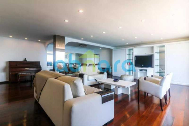 Imagem Apartamento com 4 Quartos à Venda, 208 m² em Copacabana - Rio De Janeiro