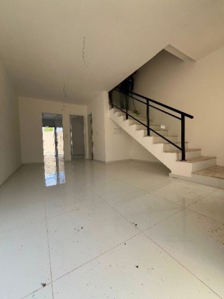 Imagem Casa com 3 Quartos à Venda, 94 m² em Maraponga - Fortaleza
