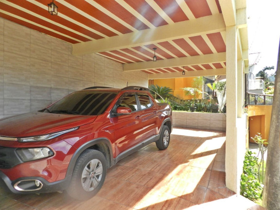 Imagem Casa com 4 Quartos à Venda, 161 m² em Vargem Grande - Teresópolis Imagem Casa com 4 Quartos à Venda, 161 m² em Vargem Grande - Teresópolis